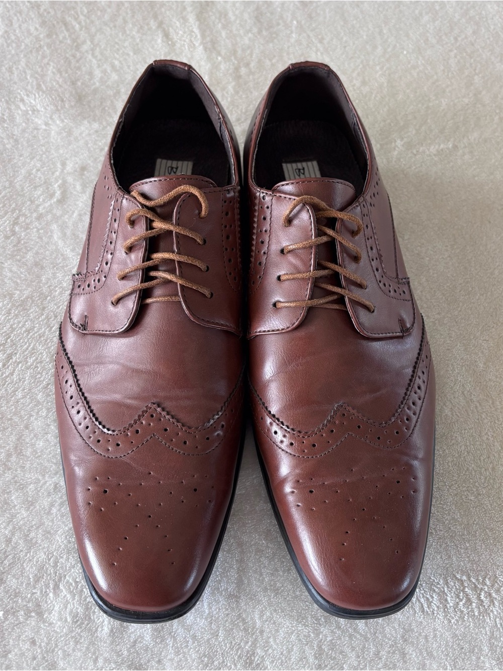 Men's Brown Leather Wingtip Derbys — Elegant Brogue Dress Shoes